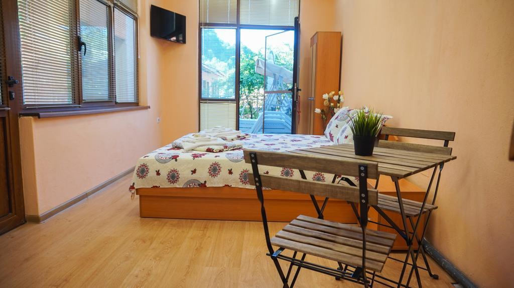 Pamir Guest House Szipkowo Zewnętrze zdjęcie